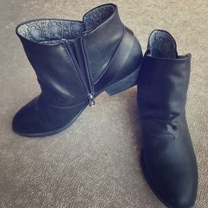 Blowfish Sill Ankle Bootie
